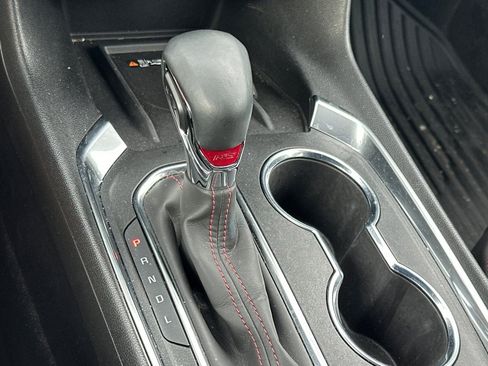 Certified 2023 Chevrolet Traverse RS image 33