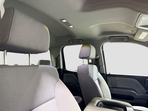 Used 2018 Chevrolet Silverado 1500 Custom w/ Custom Value Package image 26