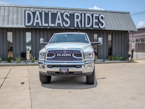 Used 2017 RAM 3500 Laramie Longhorn AWD/4WD image 3