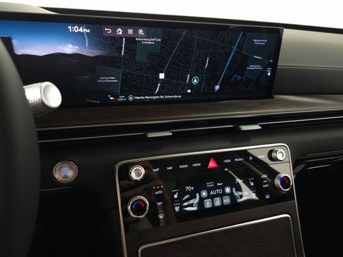 New 2026 Genesis GV80 2.5T Advanced image 17