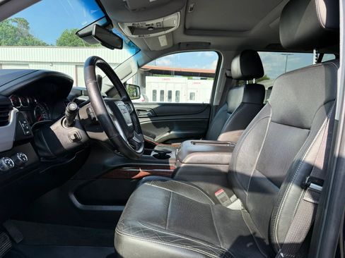 Used 2015 GMC Yukon XL SLT w/ Open Road Package AWD/4WD image 2