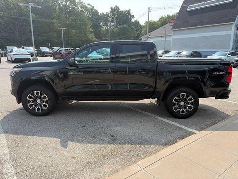 Used 2023 Chevrolet Colorado LT w/ LT Convenience Package III AWD/4WD image 6