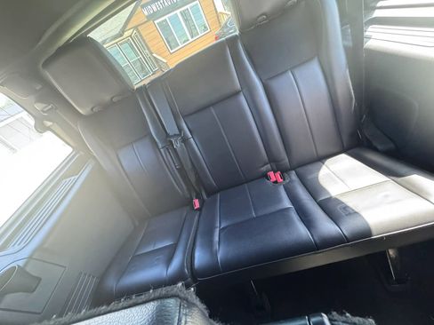 Used 2016 Ford Expedition Limited w/ Equipment Group 301A AWD/4WD image 24