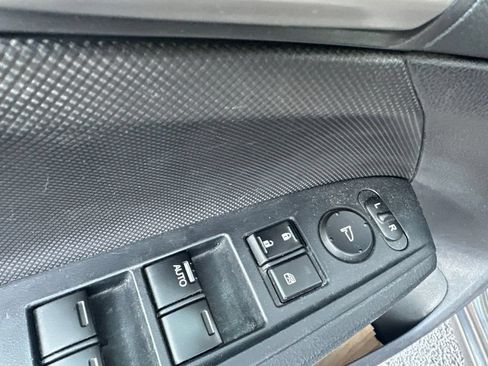 Used 2011 Honda Accord LX image 12