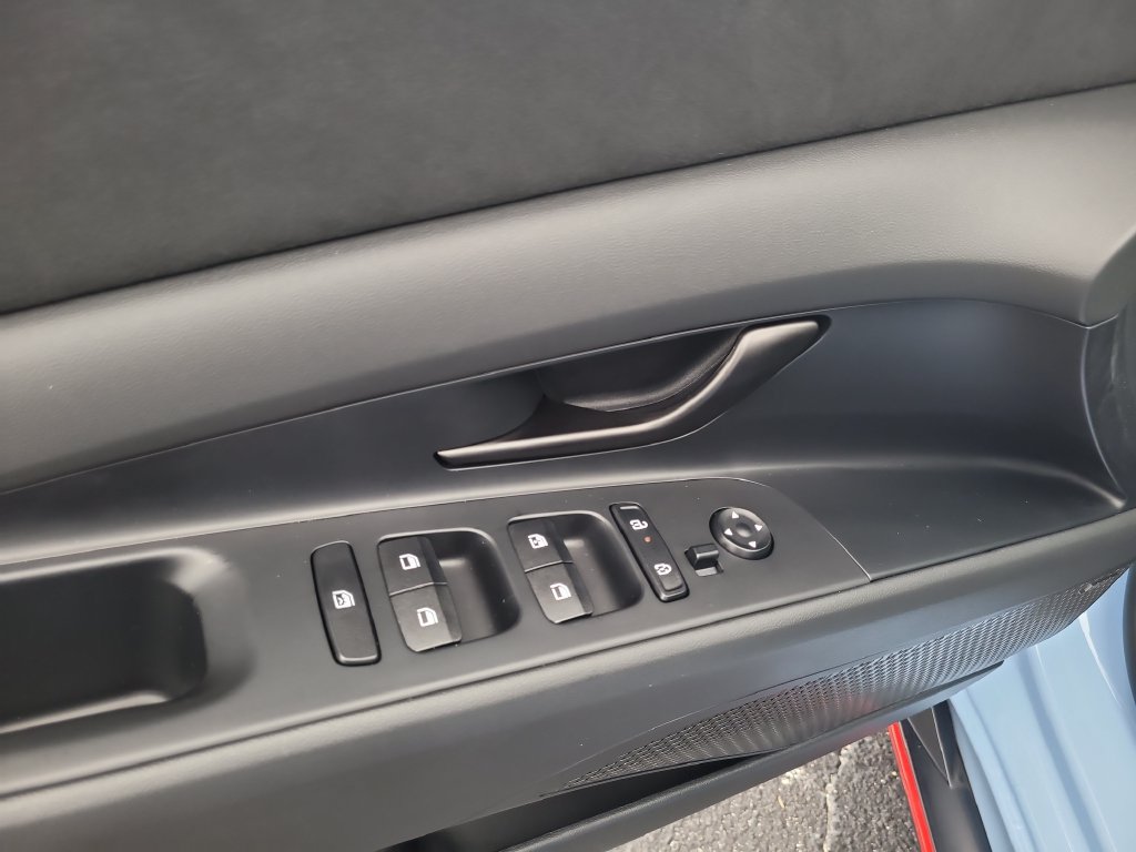 Used 2026 Hyundai Elantra N FWD image 14