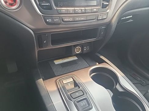 Used 2023 Honda Passport EX-L image 16