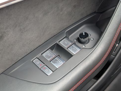 Used 2021 Audi RS 6 AWD/4WD image 23