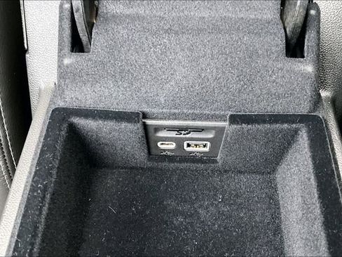 Used 2024 Cadillac XT5 Premium Luxury image 24