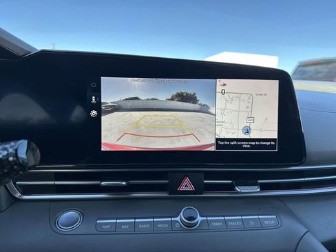 Used 2023 Nissan Rogue SV image 24