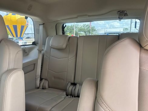 Used 2015 Cadillac Escalade Premium RWD image 17