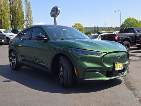 New 2025 Ford Mustang Mach-E Select w/ Comfort Package Lite image 3