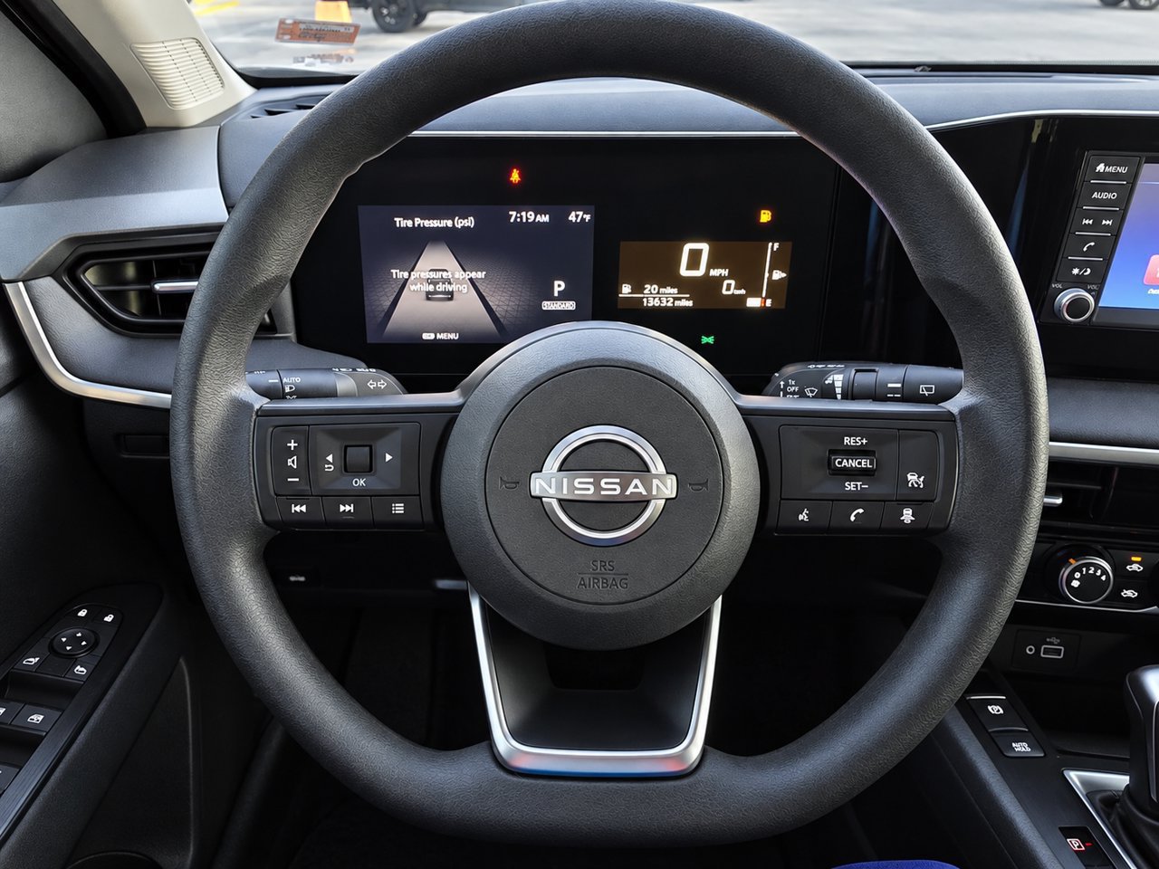 Used 2025 Nissan Kicks S FWD image 19