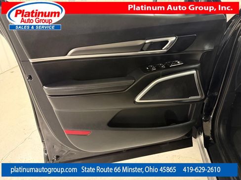 Used 2022 Kia Telluride S AWD/4WD image 28