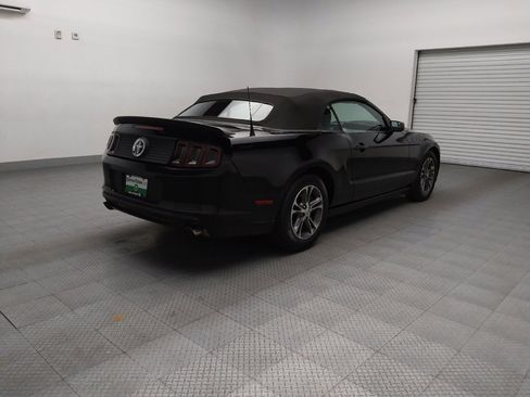 Used 2014 Ford Mustang Premium image 9