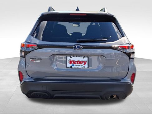 Used 2026 Subaru Forester Premium AWD/4WD image 5
