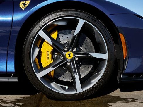 Used 2023 Ferrari SF90 Stradale AWD/4WD image 20