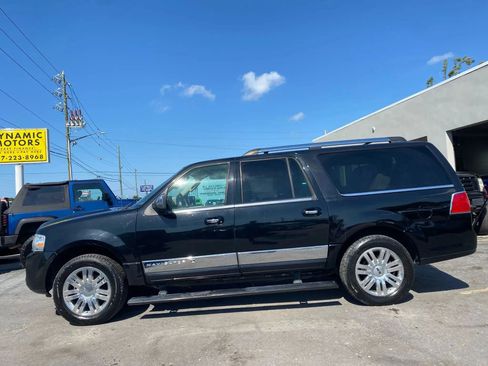 Used 2013 Lincoln Navigator L 2WD w/ HD Trailer Tow Pkg image 2