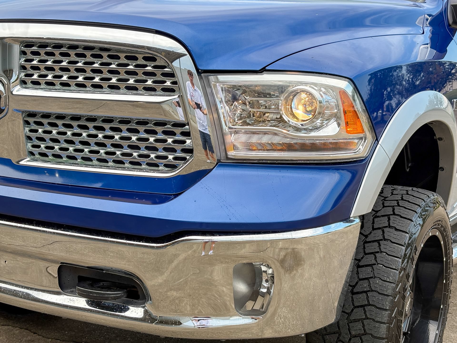 Used 2016 RAM 1500 Laramie w/ Convenience Group AWD/4WD image 6