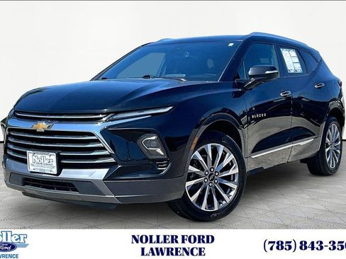 Used 2024 Chevrolet Blazer Premier AWD/4WD image 1