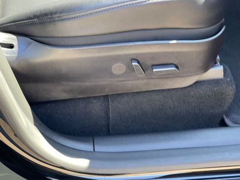 Used 2021 Tesla Model Y Long Range AWD/4WD image 24
