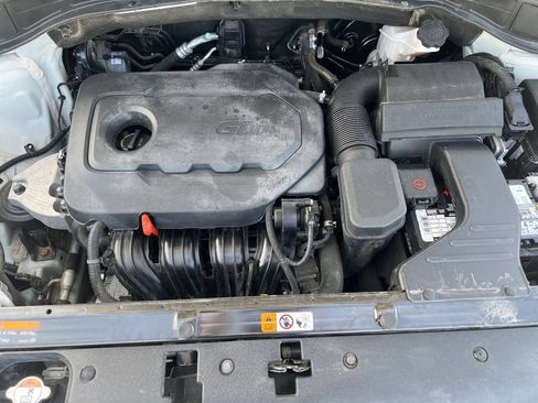 Used 2017 Hyundai Santa Fe Sport AWD/4WD image 23