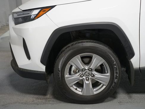 Used 2024 Toyota RAV4 XLE image 5