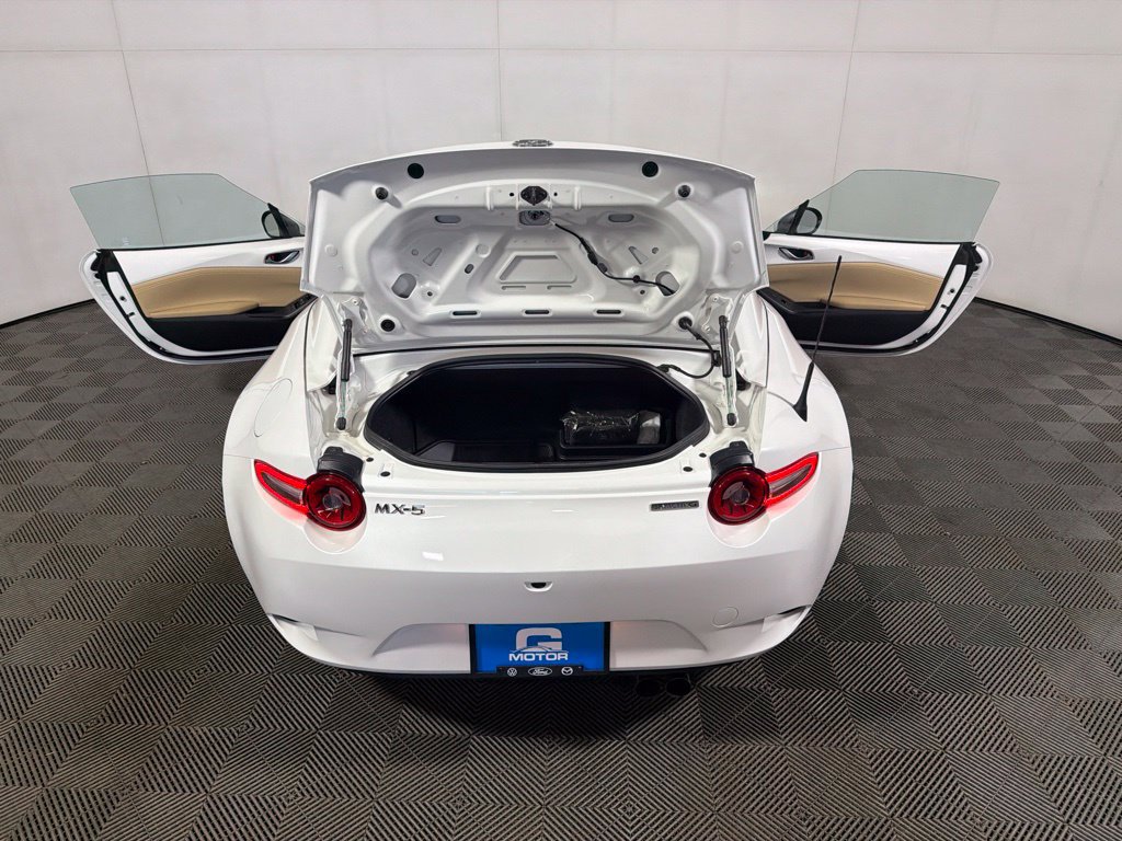 Certified 2025 MAZDA MX-5 Miata RF Grand Touring w/ Weather Package RWD image 18