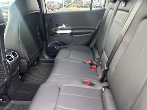 Used 2024 Mercedes-Benz GLB 250 image 24