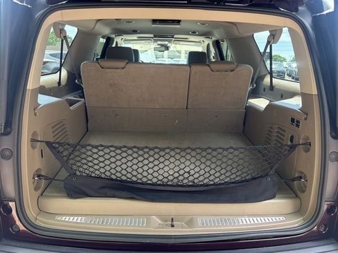 Used 2017 Chevrolet Suburban LT AWD/4WD image 6