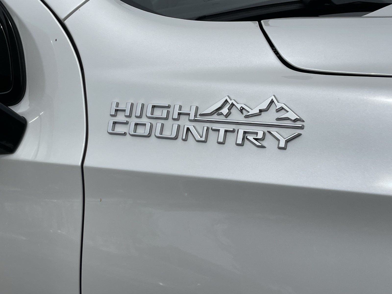 Used 2023 Chevrolet Tahoe High Country AWD/4WD image 4
