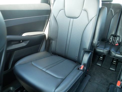 Used 2023 Kia Sorento X-Line EX AWD/4WD image 12