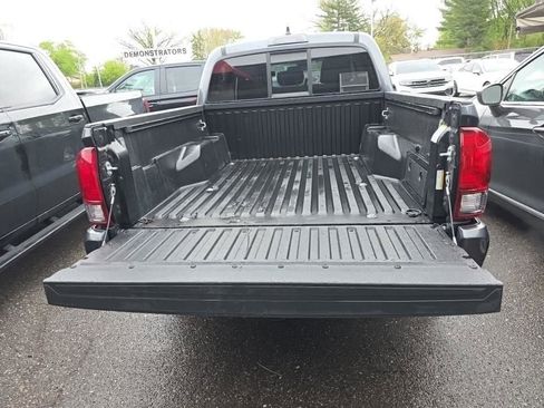 Used 2023 Toyota Tacoma SR AWD/4WD image 9