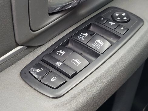 Used 2019 RAM 1500 Big Horn AWD/4WD image 27