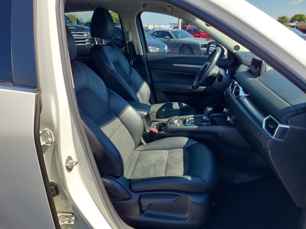 Used 2019 MAZDA CX-5 Touring FWD image 28