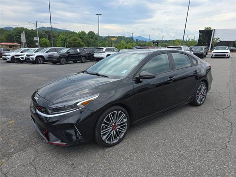 Used 2022 Kia Forte GT FWD image 7
