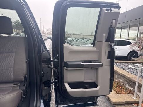 Used 2022 Ford F350 XLT w/ Snow Plow Prep Package image 29