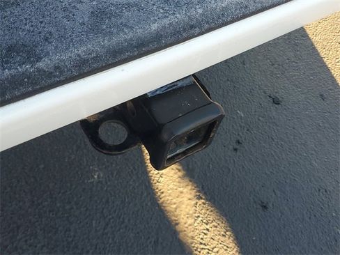 Used 2020 GMC Sierra 1500 AT4 w/ AT4 Premium Package image 7