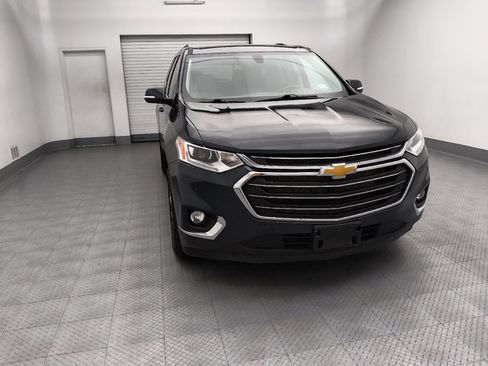 Used 2020 Chevrolet Traverse LT FWD image 14