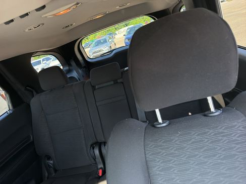 Used 2022 Dodge Durango SXT RWD image 11