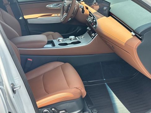 New 2026 Genesis GV70 2.5T Advanced AWD/4WD image 13