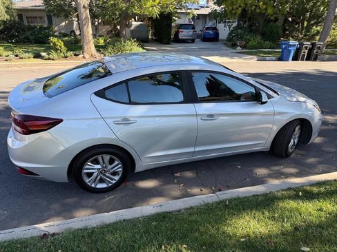 Used 2020 Hyundai Elantra SEL image 5
