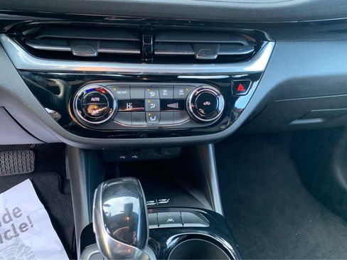 Used 2024 Buick Envista Sport Touring w/ Convenience II Package image 18