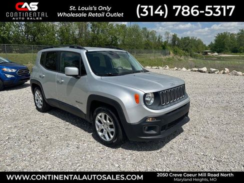 Used 2016 Jeep Renegade Latitude FWD image 1