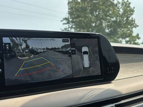 Used 2024 Hyundai Palisade Calligraphy image 22