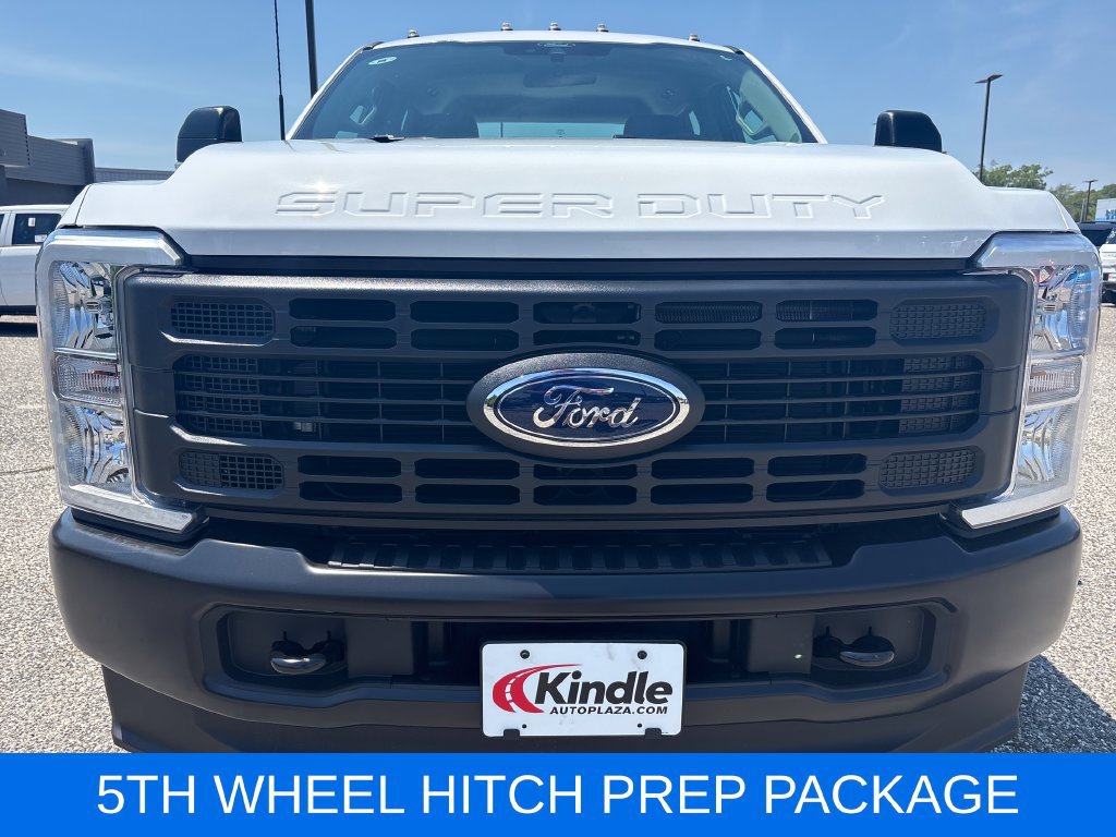 New 2026 Ford F350 XL AWD/4WD image 2