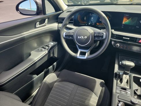 Used 2025 Kia K5 LXS image 16