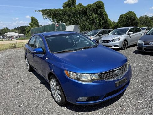Used 2010 Kia Forte SX FWD image 5