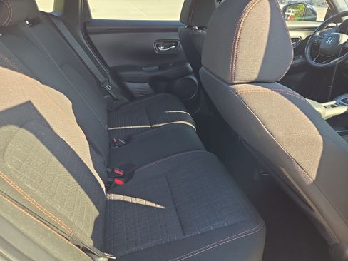 Certified 2025 Honda HR-V Sport image 29