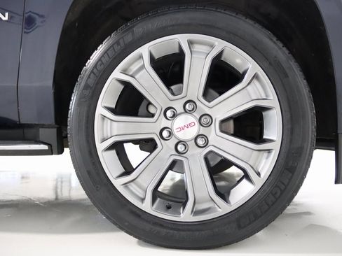 Used 2017 GMC Yukon SLT image 82