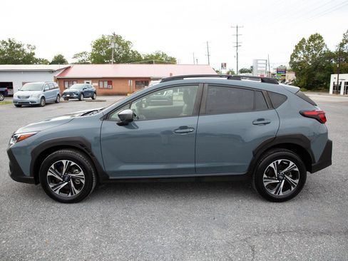 Used 2024 Subaru Crosstrek 2.0i Premium image 6